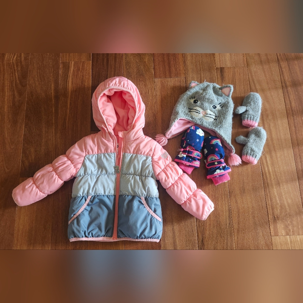 Osh kosh Toddler's puffer winter jacket with hat and mittans